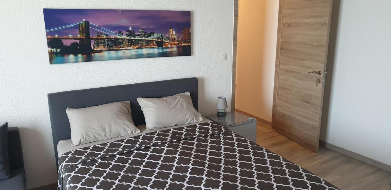 A Casa Mia Hotel Вавр Екстериор снимка
