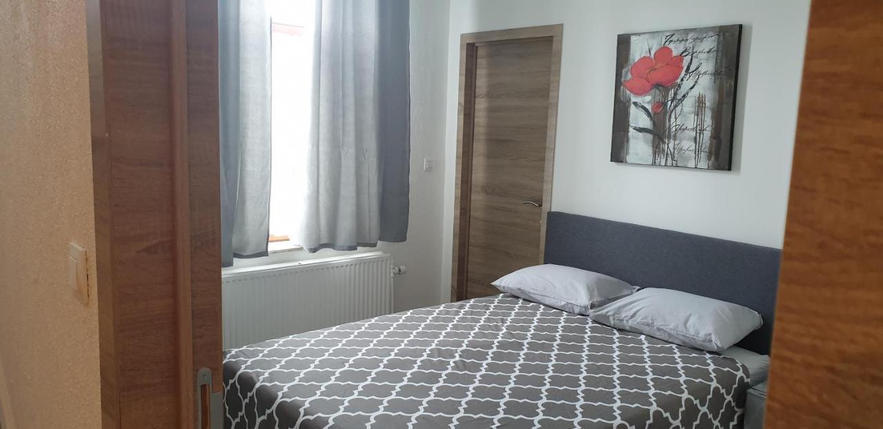 A Casa Mia Hotel Вавр Екстериор снимка